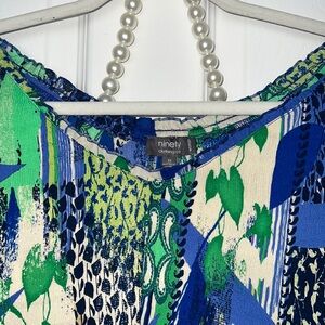 ✨💕 Ninety Clothing Co Women - BOLD CHIFFON EXPANDING Tunic Top - SZ 1x